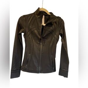 84. NWT Lululemon Define jacket shimmer LUX BLACK Size:4